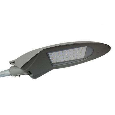 Lâmpada de estrada urbana Luminário de 100 Watt IP66 exterior IK08 Difusão de alumínio SMD LED Street Light