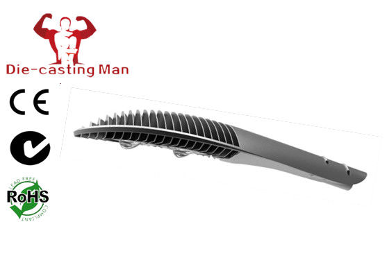 Luz de rua conduzida profissional de alumínio Ac85 de abrigo - tempo da longa vida 265v